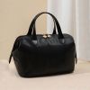 Picture of Handheld Makeup Bag for Women, New Fashionable Travel and Washbag, Portable Waterproof Makeup Organizer for Business Trips