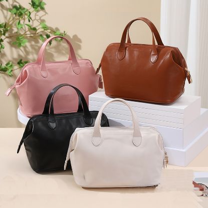 Picture of Handheld Makeup Bag for Women, New Fashionable Travel and Washbag, Portable Waterproof Makeup Organizer for Business Trips